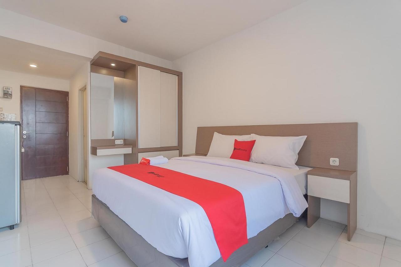 Reddoorz Apartment @ Emerald Towers Bandung Exterior photo