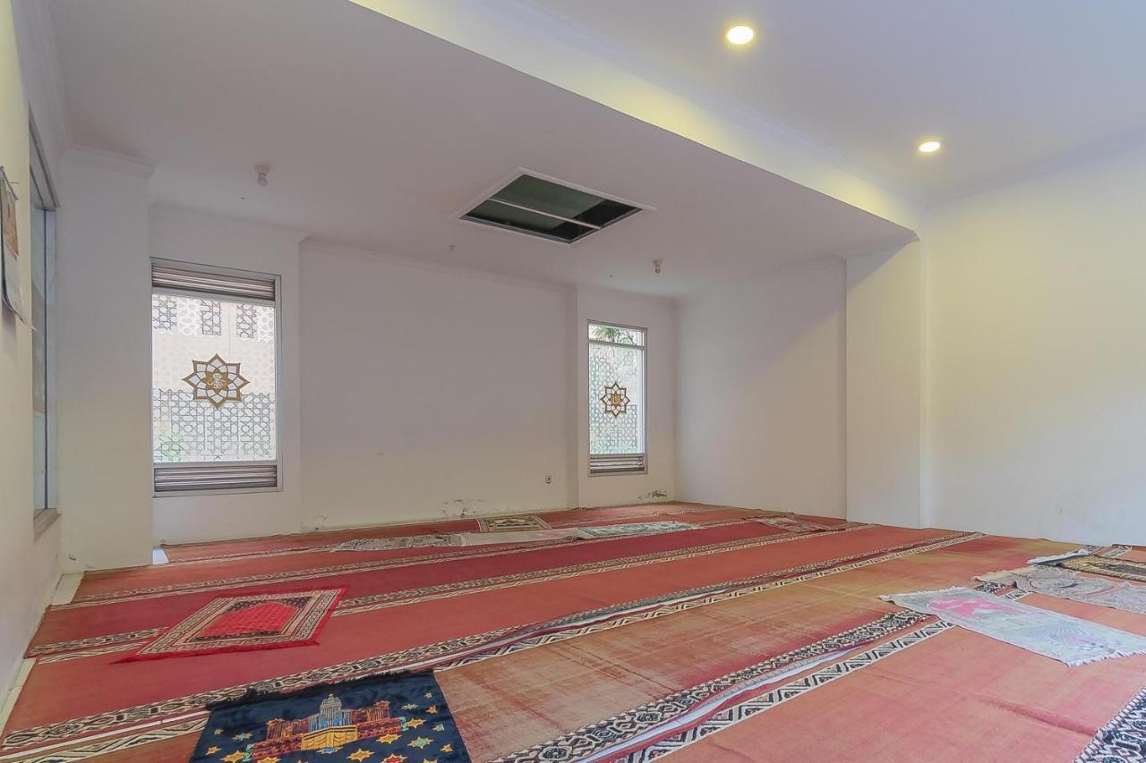 Reddoorz Apartment @ Emerald Towers Bandung Exterior photo